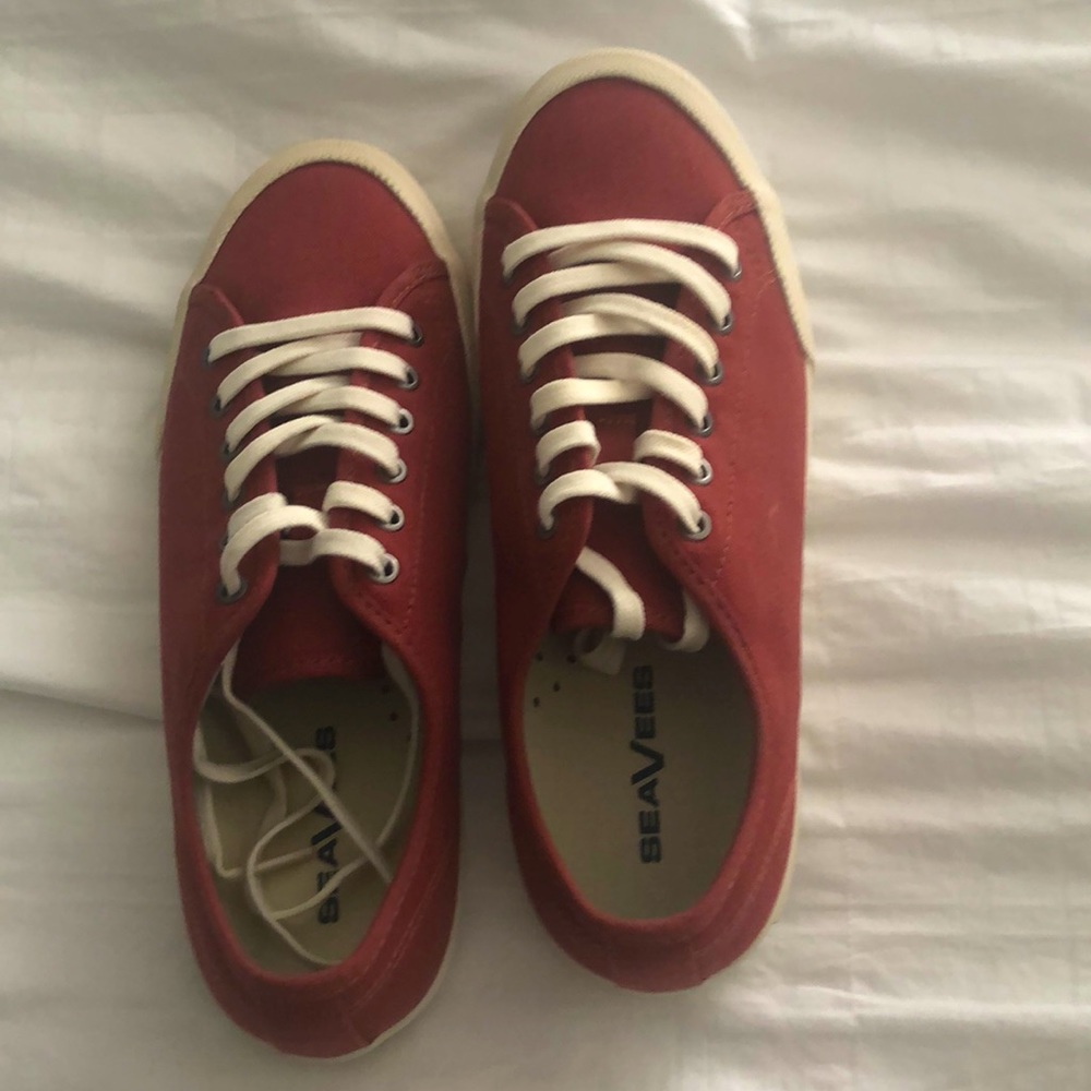 New Seevees Monterey sneaker classic.